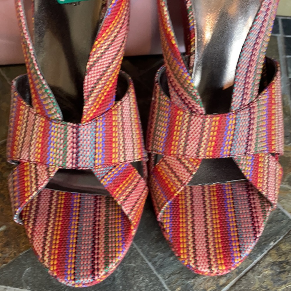 Crown Vintage Reservation Platform Wedge in Red Multistripe - Picture 3 of 10